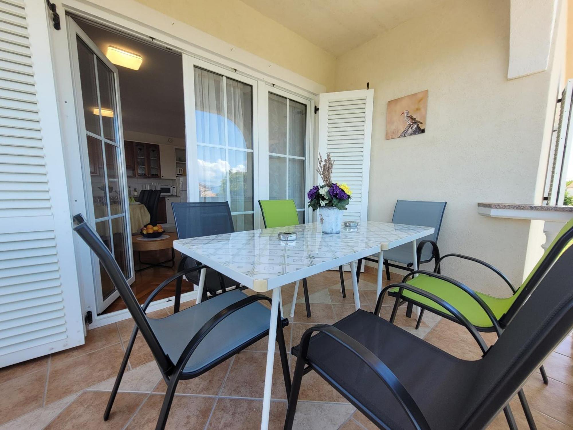 Apartment Danica Malinska Ngoại thất bức ảnh